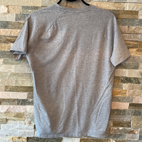Gymshark t-shirt size medium - Picture 6 of 6